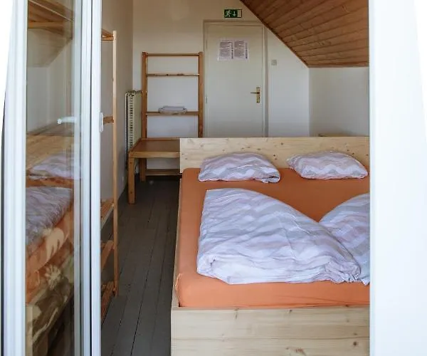 Nočitev z zajtrkom Dom Na Slivnici